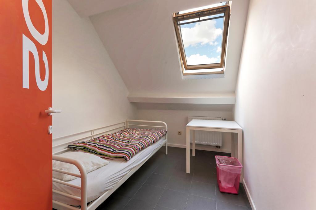 Brussels Hello Hostel Koekelberg Ngoại thất bức ảnh