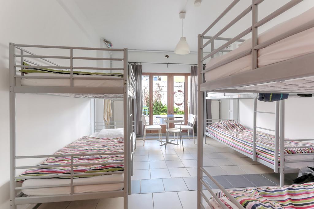 Brussels Hello Hostel Koekelberg Phòng bức ảnh