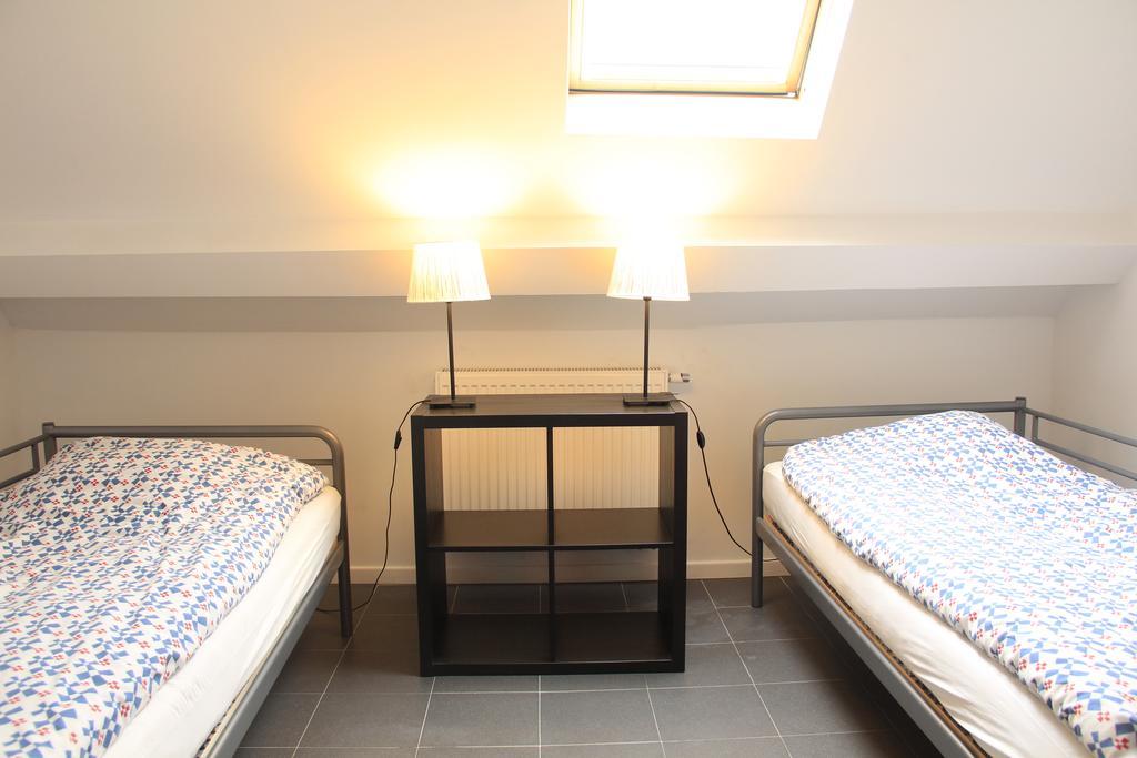 Brussels Hello Hostel Koekelberg Ngoại thất bức ảnh