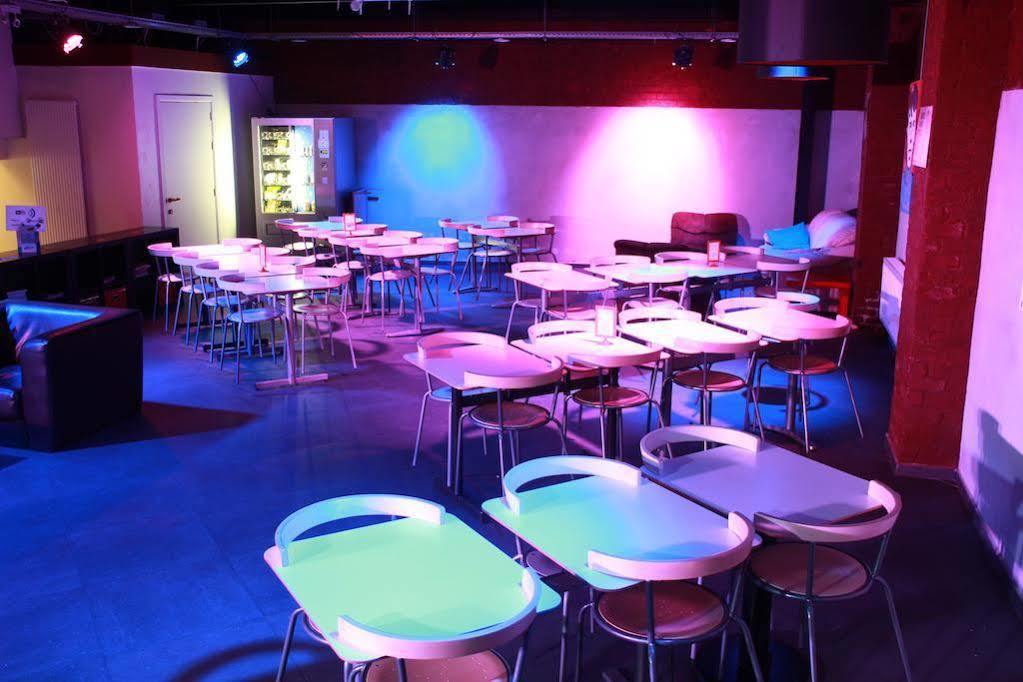 Brussels Hello Hostel Koekelberg Ngoại thất bức ảnh